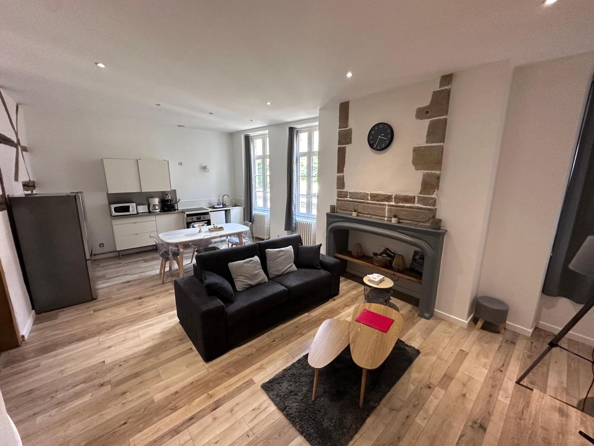 Bel Appartement En Coeur De Ville - 20 Minutes Du Pal Μουλέν Εξωτερικό φωτογραφία