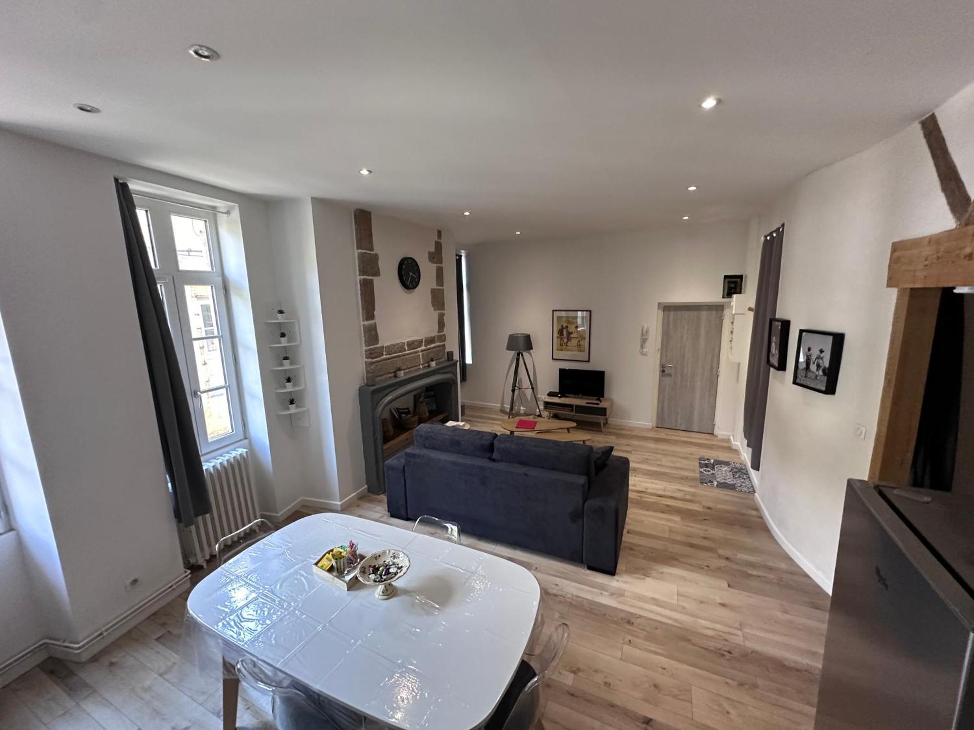 Bel Appartement En Coeur De Ville - 20 Minutes Du Pal Μουλέν Εξωτερικό φωτογραφία