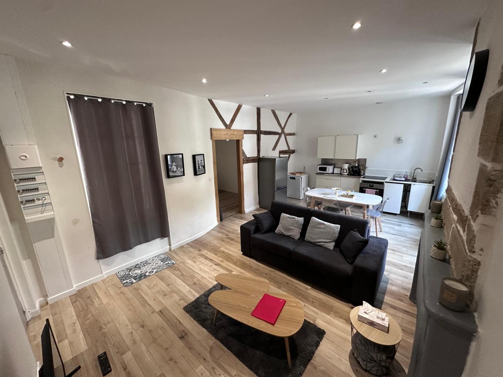 Bel Appartement En Coeur De Ville - 20 Minutes Du Pal Μουλέν Εξωτερικό φωτογραφία